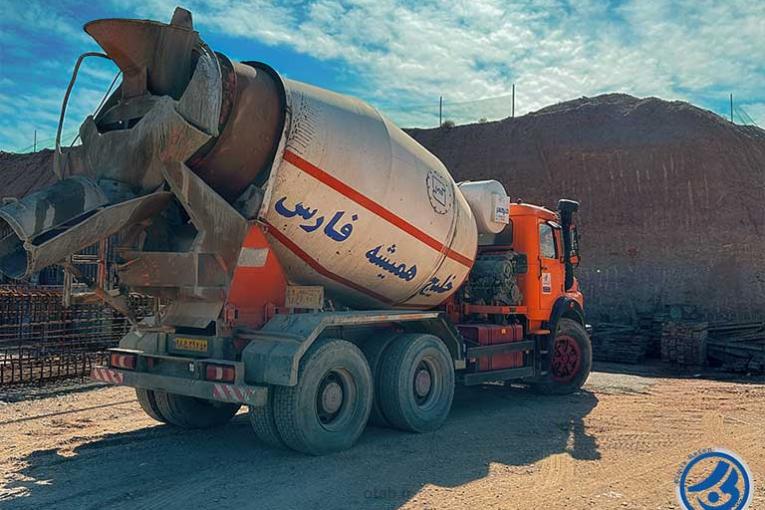 خرید بتن آماده با بهترین کیفیت از شرکت کیمیا بتن یزد