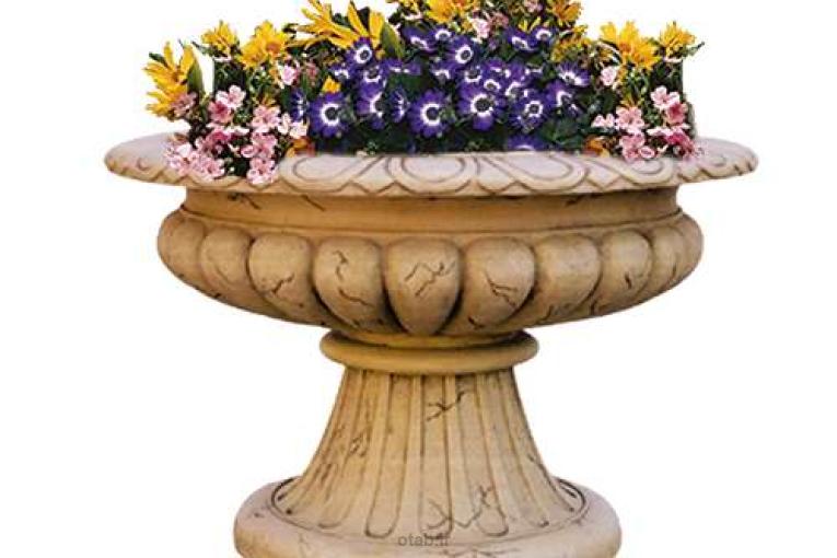 گلدان پایه دار زرین کار