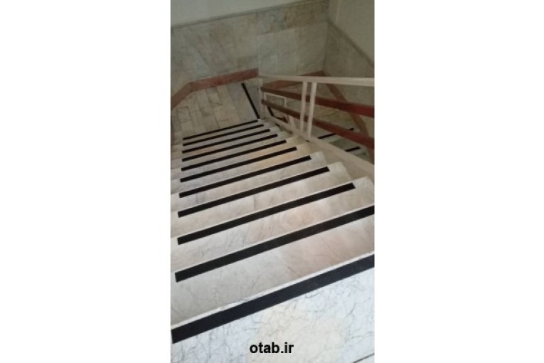 ترمز پله ارزان 09127793956
