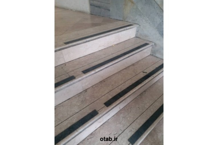 نوار ضد لغزش پله ، تجهیزات پارکینگ 09127793956