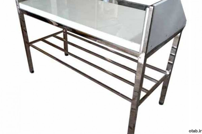 میز کار مرغ فروشی